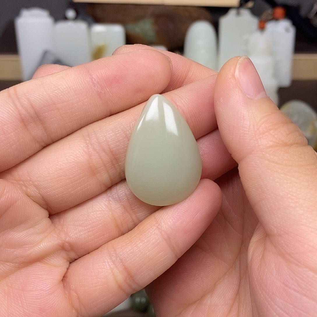 和田玉未镶嵌颈饰6