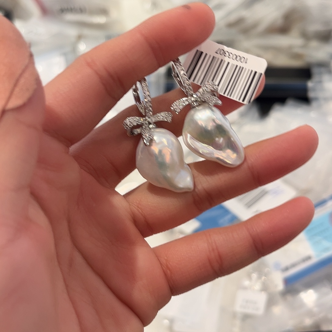 淡水珍珠耳饰合金