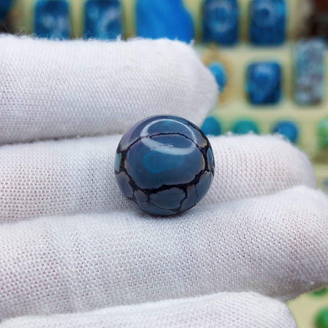 绿松石绿松石未镶嵌