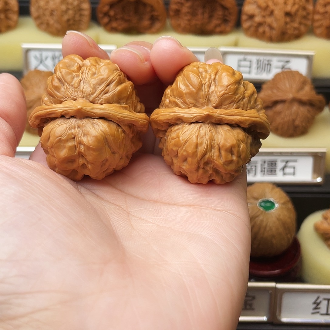 吊坠文玩核桃蛤蟆38尺773