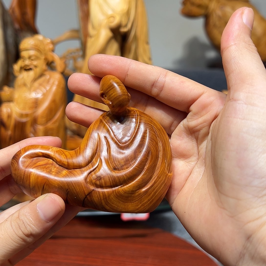 柏木小****1崖柏木手把件摆件