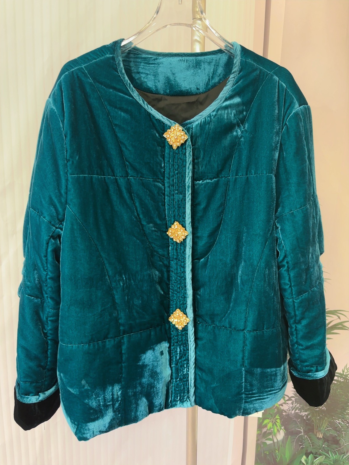 “碧绒金蕊”复古刺绣绣花真丝丝绒保暖外套