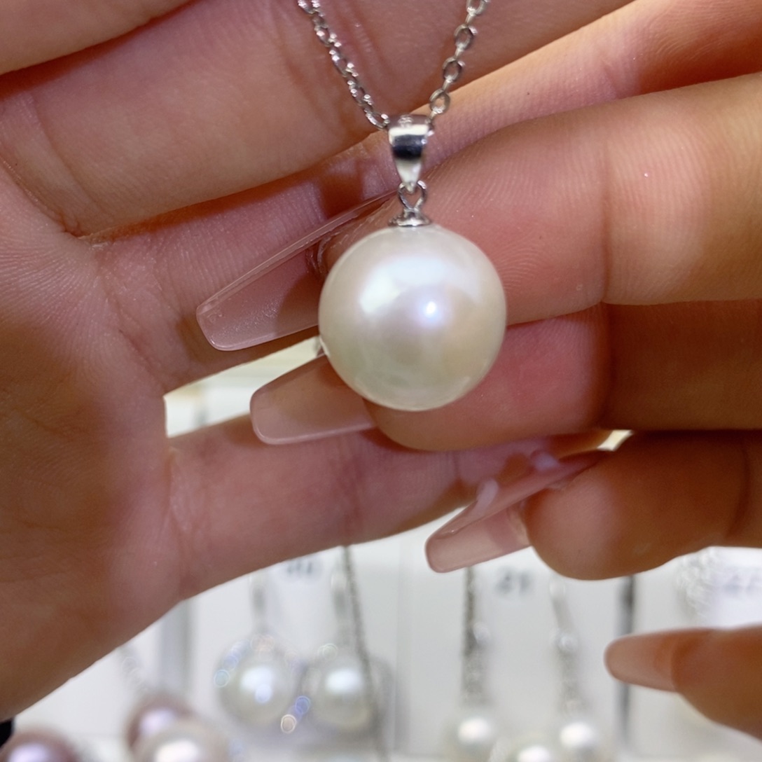 淡水珍珠吊坠(赠链)银S925镶嵌