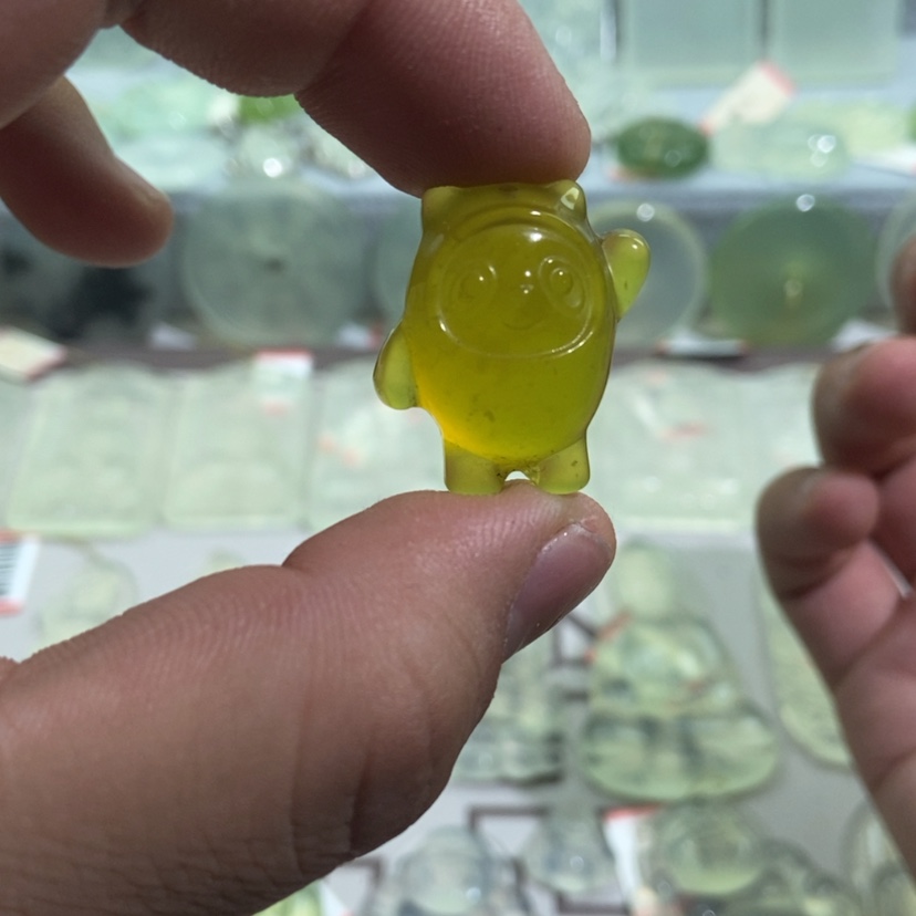 【闪购商品】蛇纹石玉颈饰未镶嵌