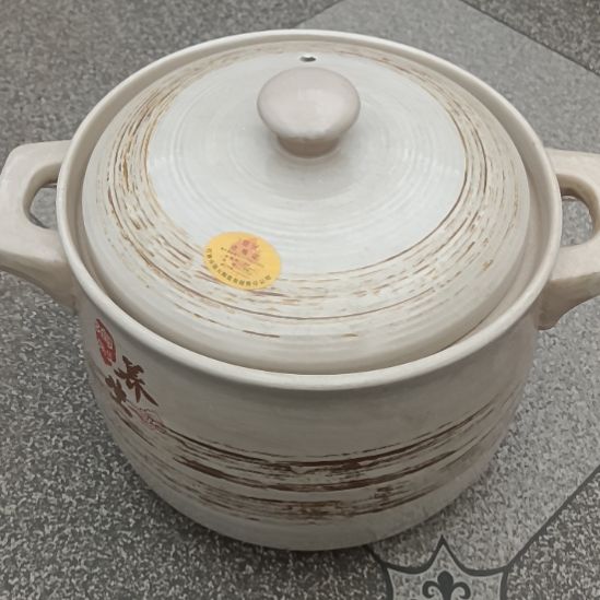 瓷片陶瓷盤子碗啥都有