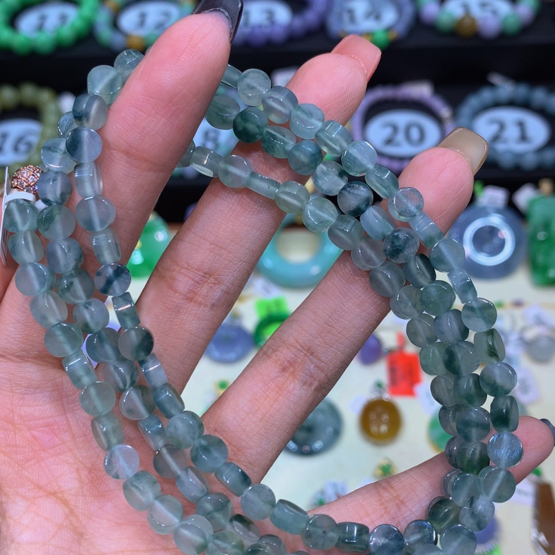 翡翠未镶嵌颈饰翡翠5