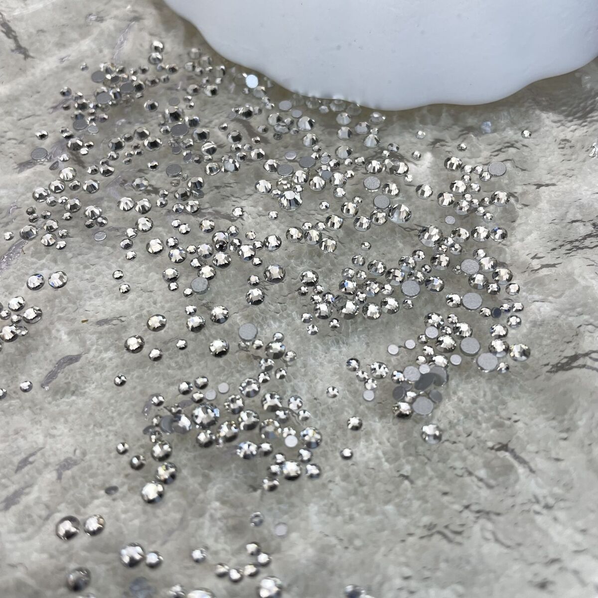 2000颗白色小圆钻#美甲小饰品小猴子同款玻璃超闪指甲配饰饰品