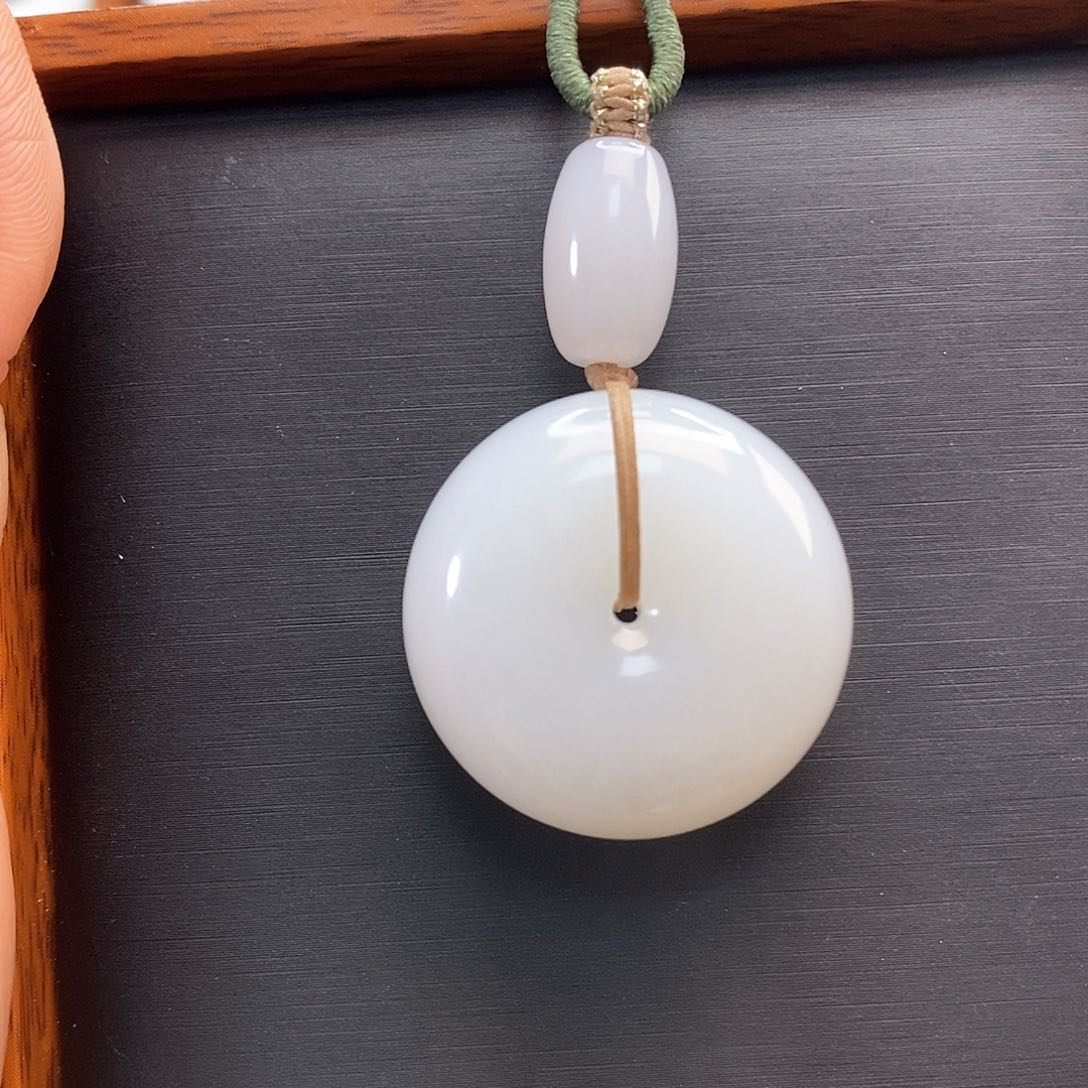 和田玉（白玉）颈饰未镶嵌想****！