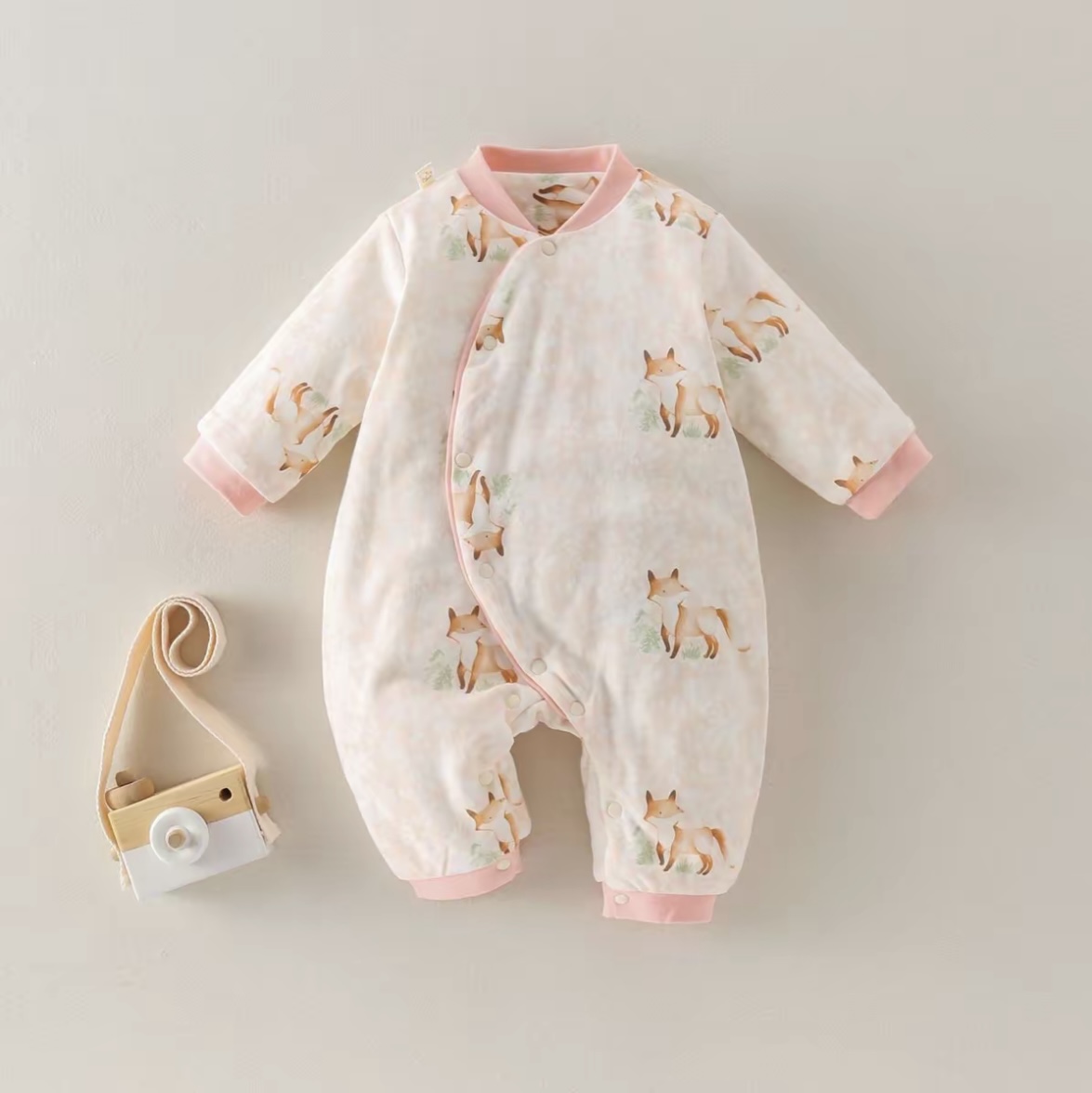 【米其专享】新生儿60克精梳纯棉蝴蝶衣连体棉服