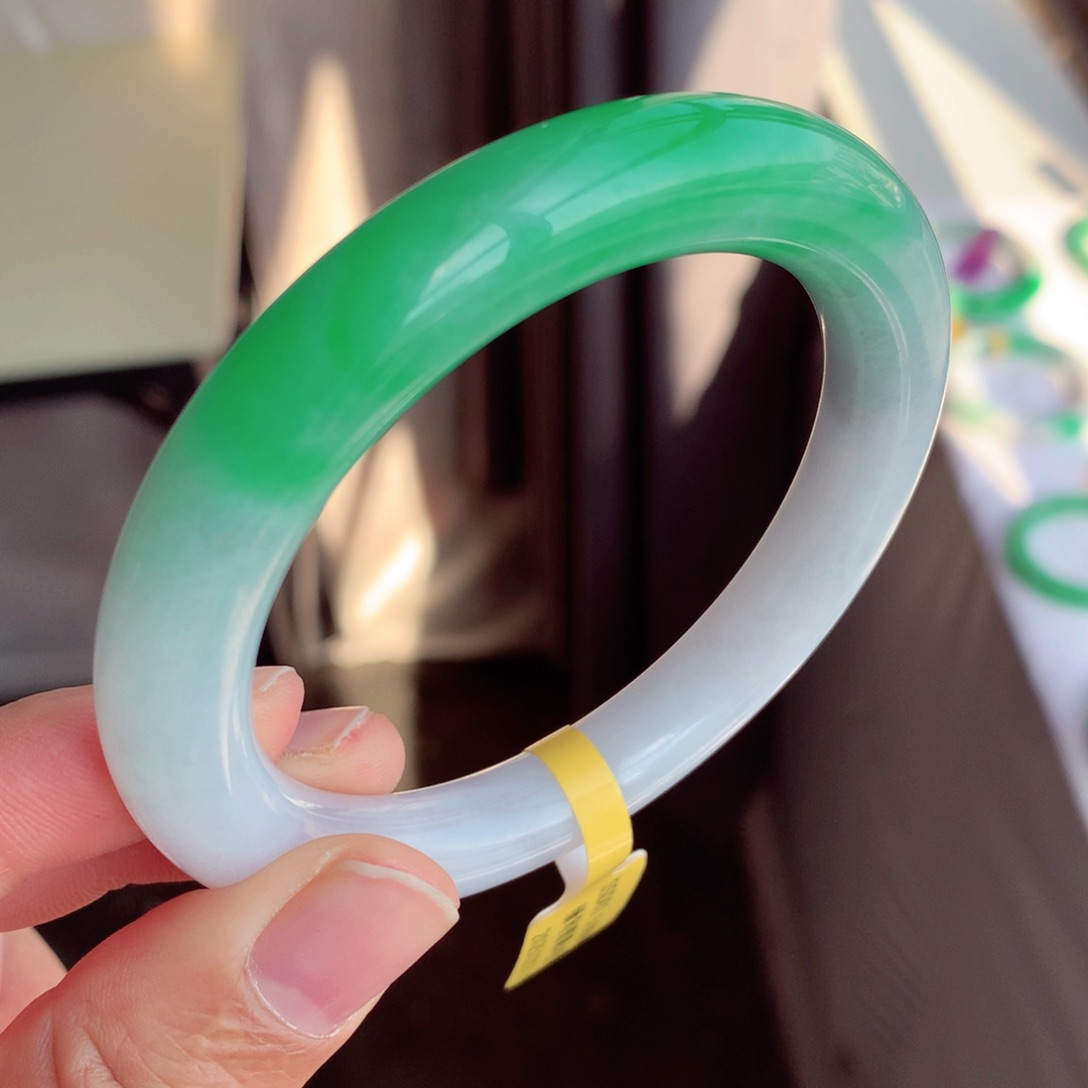 未镶嵌手镯翡翠缅甸翡翠