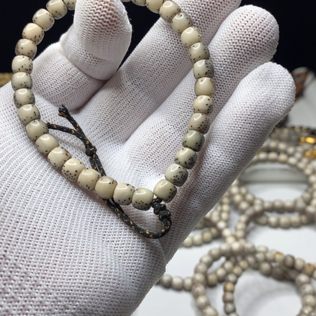 闲***淇星月菩提手串星月菩提7x6河豚