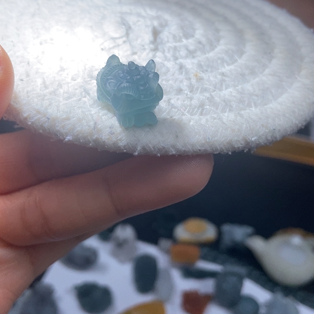 定制翡翠未镶嵌翡翠17.7*12.2*9.1