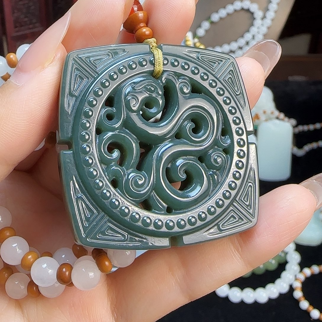 和田玉未镶嵌颈饰定制发货