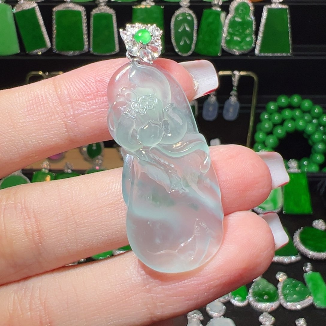 翡翠吊坠(不含链)18K金镶嵌