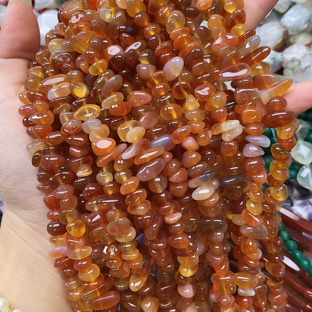 玛瑙/玉髓未镶嵌珠宝半成品红玛瑙碎碎一条