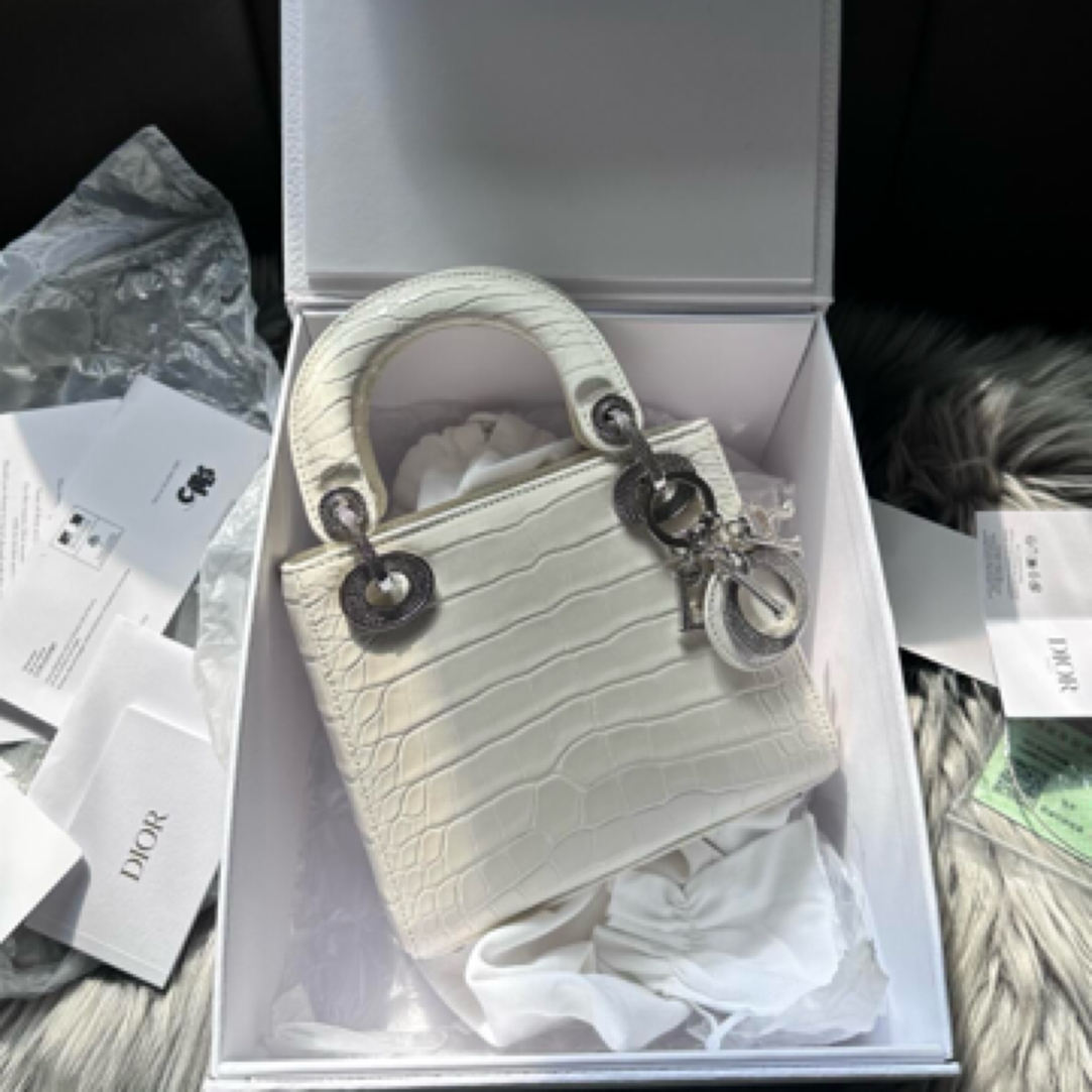 99新 DIOR/迪奥 白色钻扣异皮戴妃单肩包/35893 气质 时尚百搭ins