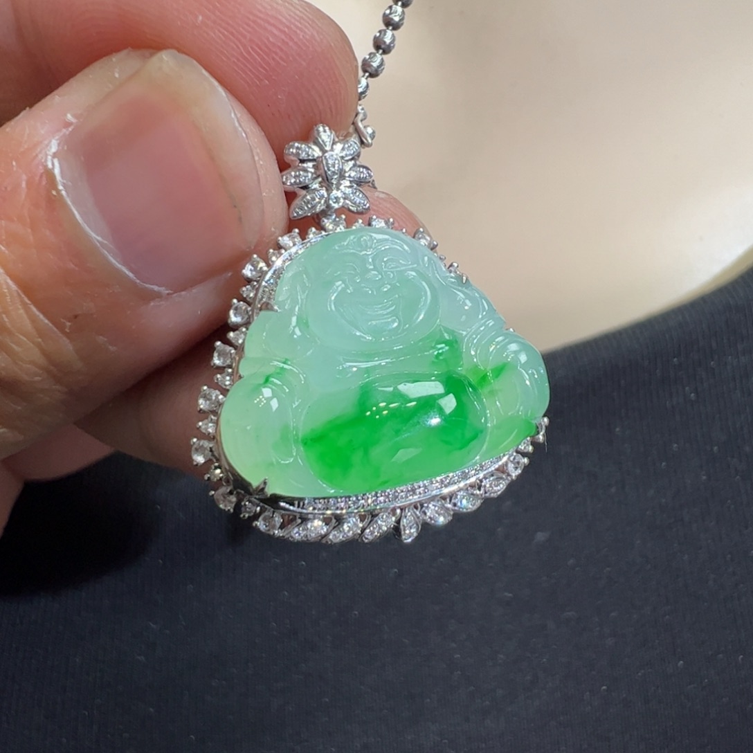 翡翠吊坠(不含链)18K金镶嵌