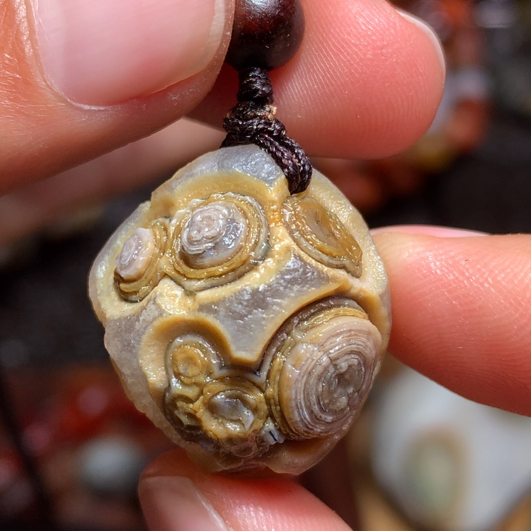 未镶嵌玛瑙/玉髓珠宝半成品