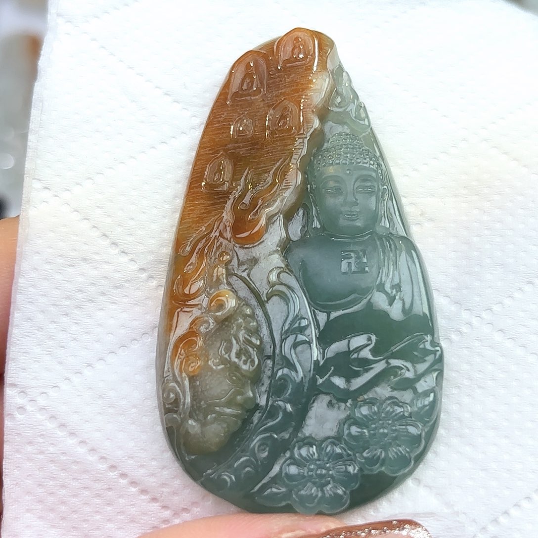 翡翠未镶嵌颈饰一念