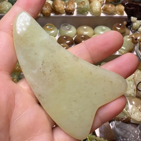 【闪购商品】和田玉把件未镶嵌透闪石玉