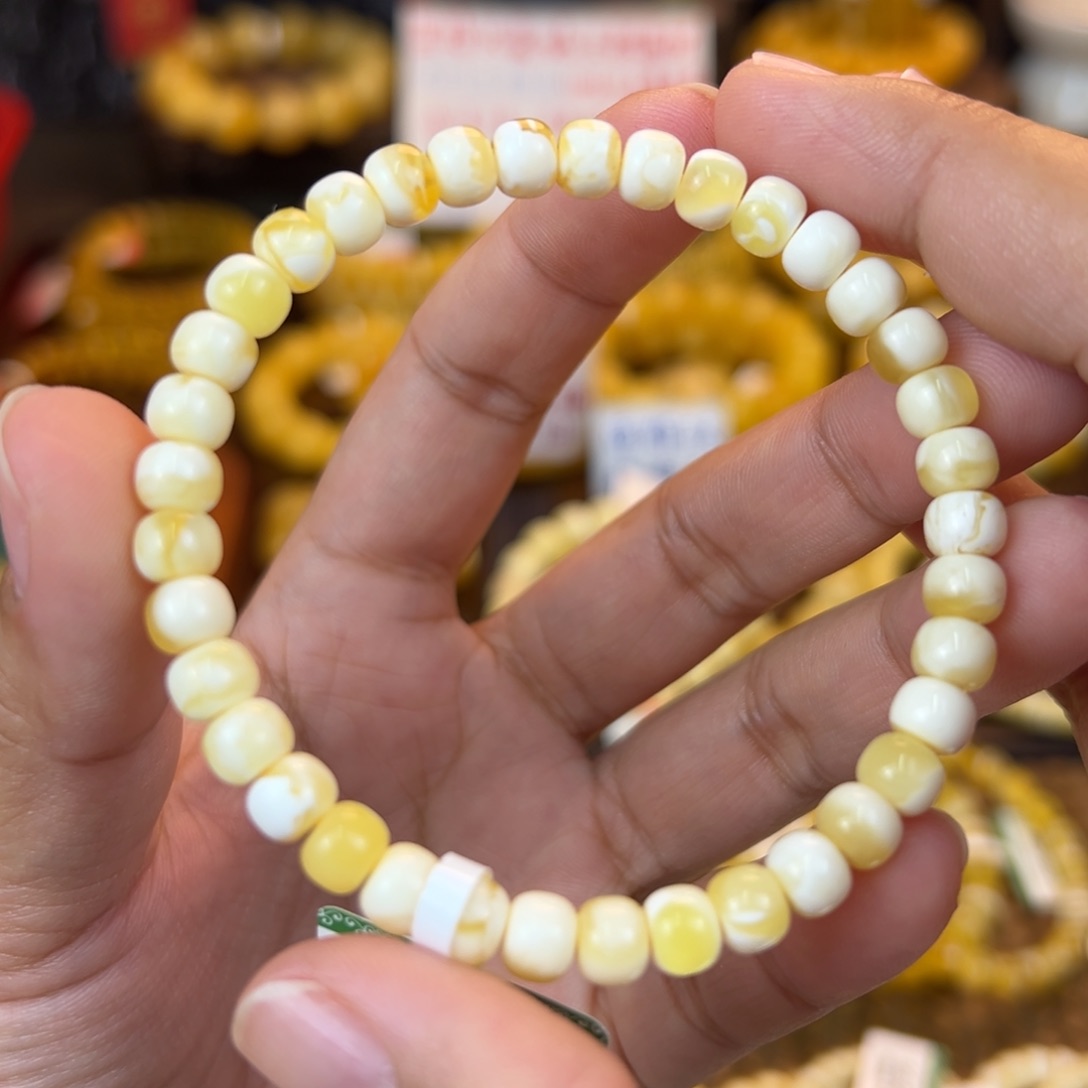 琥珀裸石未镶嵌jjjbbbbbbnnnn