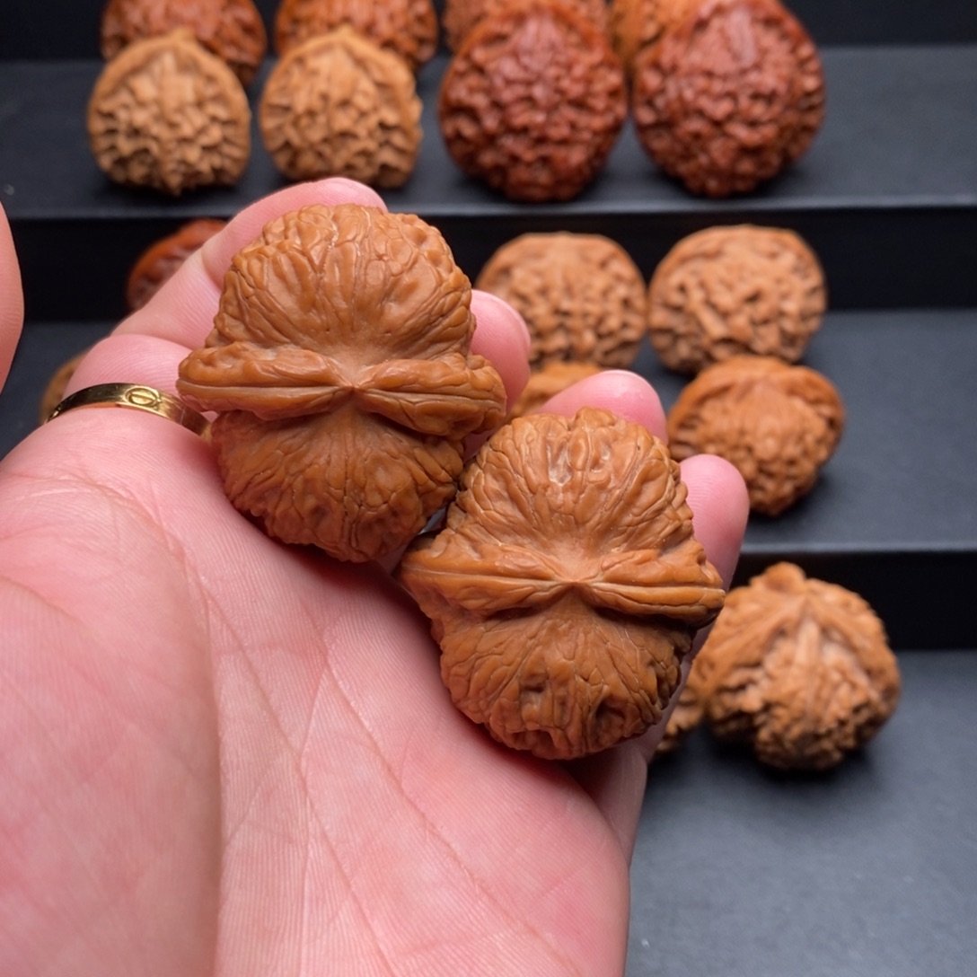 吊坠文玩核桃43元宝货头