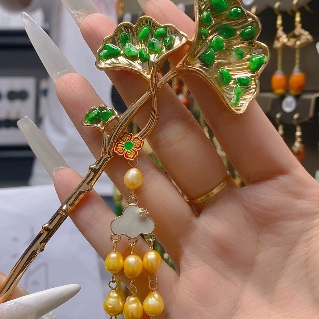 翡翠合金耳饰翡翠