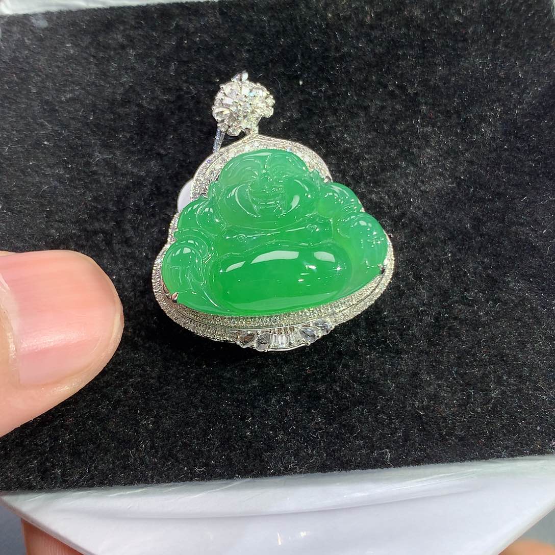 翡翠吊坠(赠链)18K金镶嵌