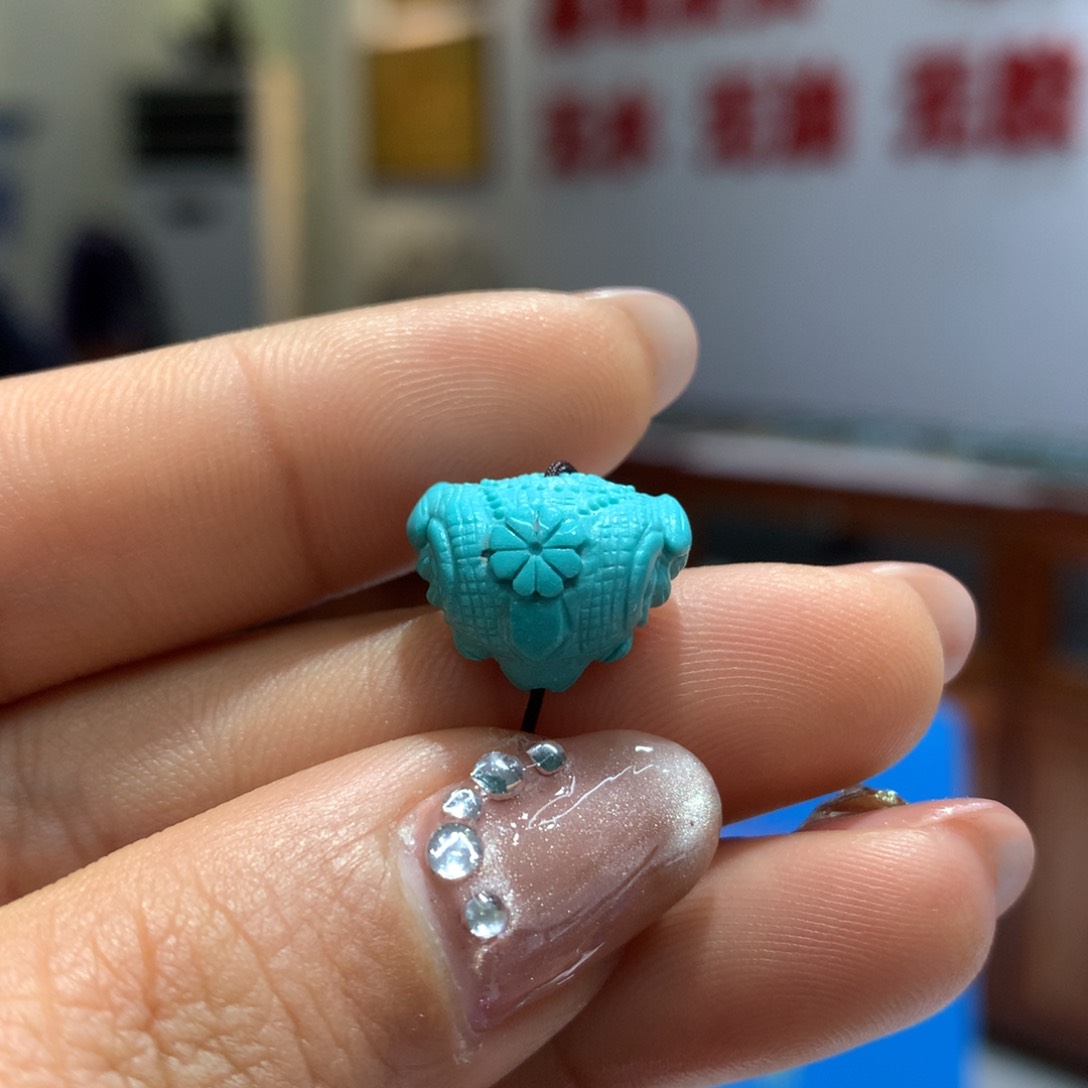 绿松石配饰未镶嵌