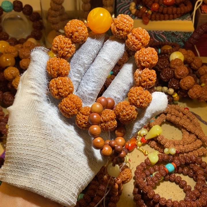 吊坠金刚菩提205半玉化