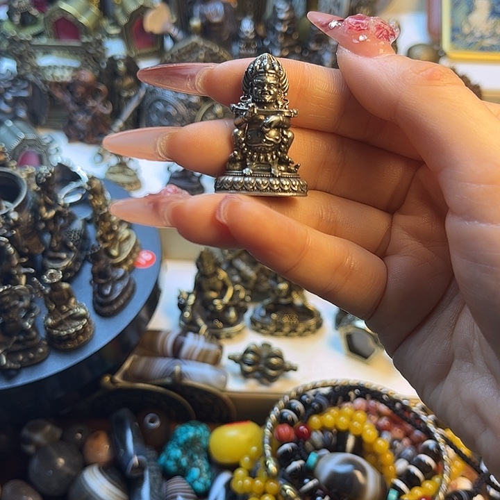 1****泥塑闪价漏价一件