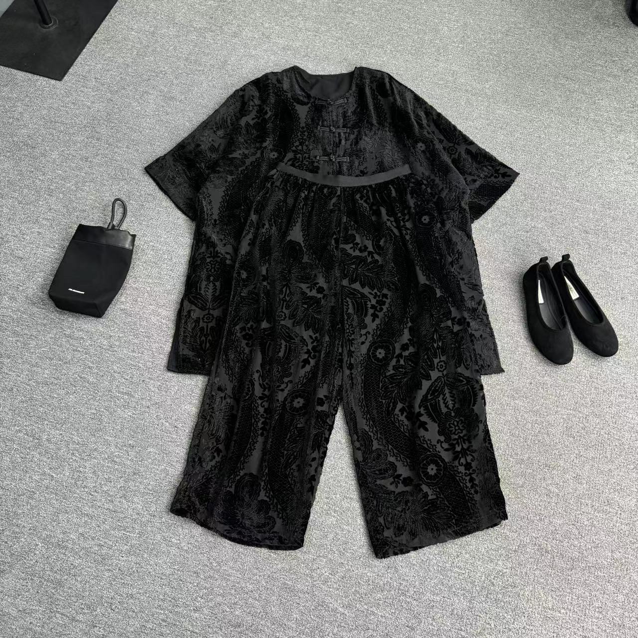 瑶睿安No退No换！！慎拍 ！套装黑色两件套宽松高级感套装 934