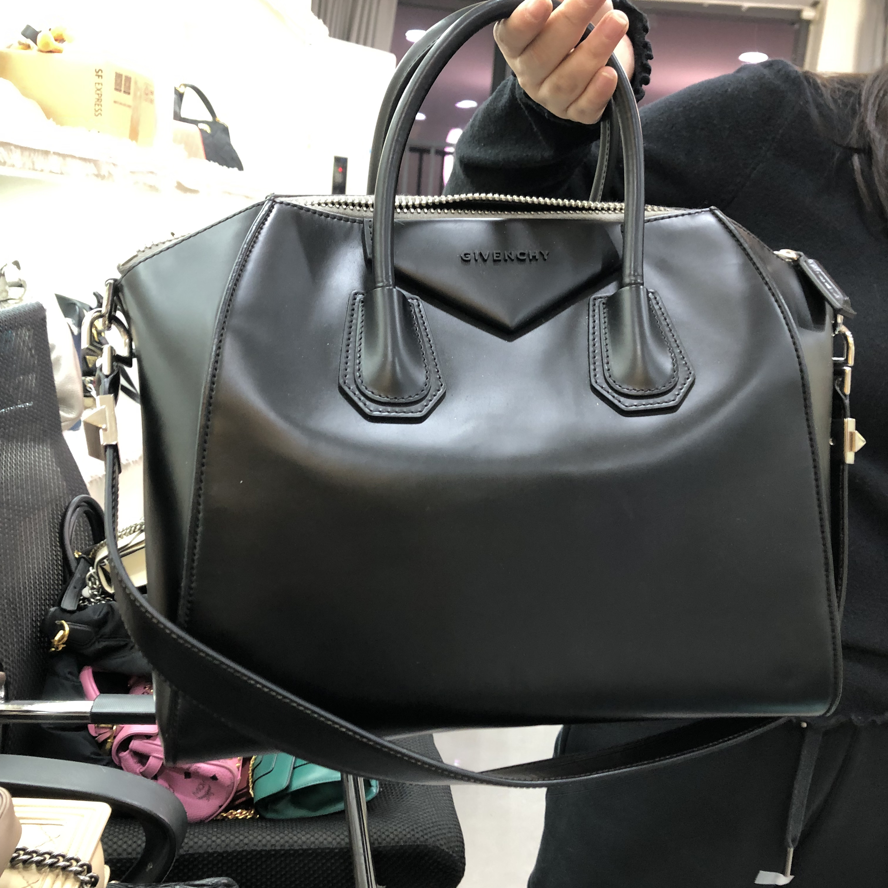 95新 Givenchy/纪梵希 纪梵希全皮给色钻石包手提单肩包斜挎包