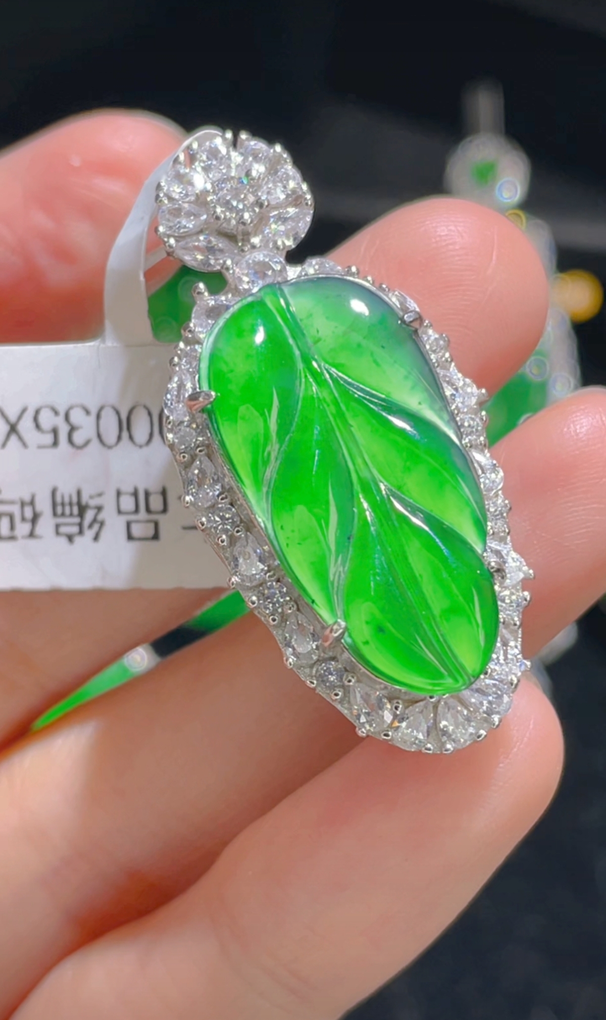 天然翡翠a货吊坠