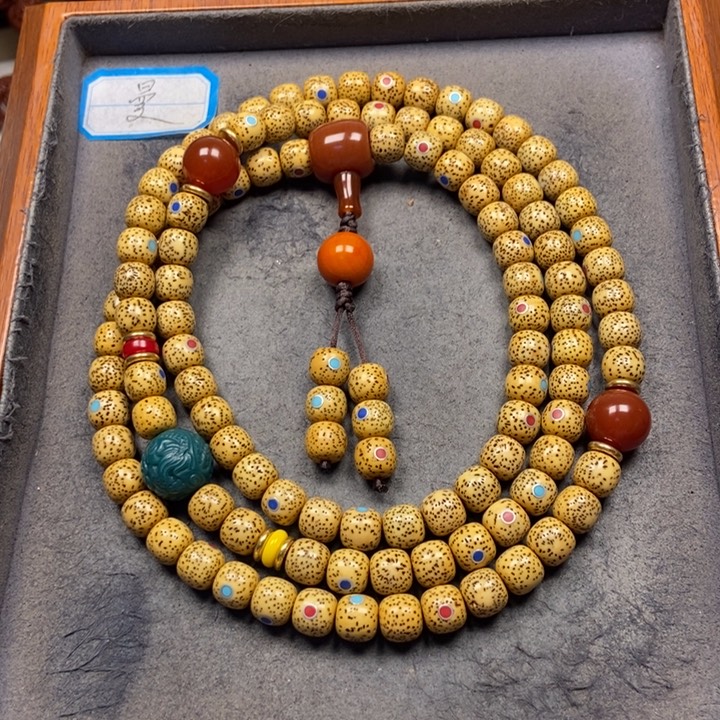 星月菩提吊坠菩提