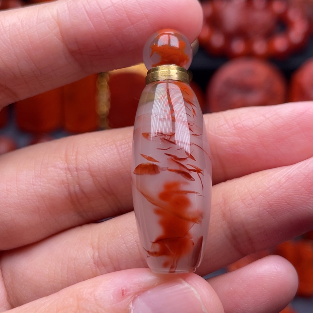 南红玛瑙未镶嵌珠宝奇石香水瓶吊坠