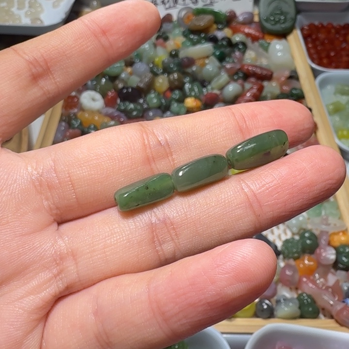 和田玉未镶嵌珠宝半成品