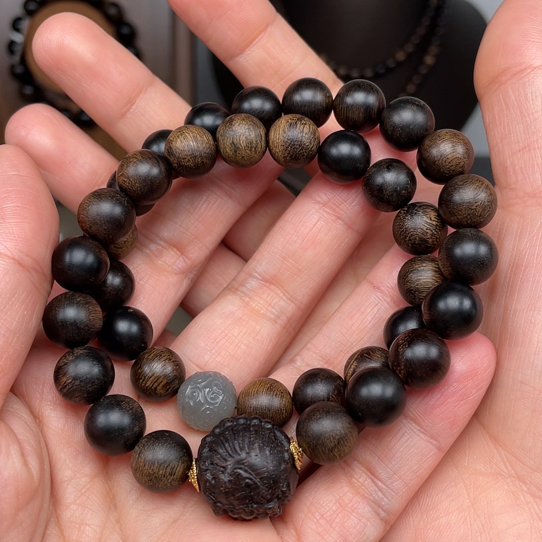 沉香手串用****人越南芽庄白棋瘤疤