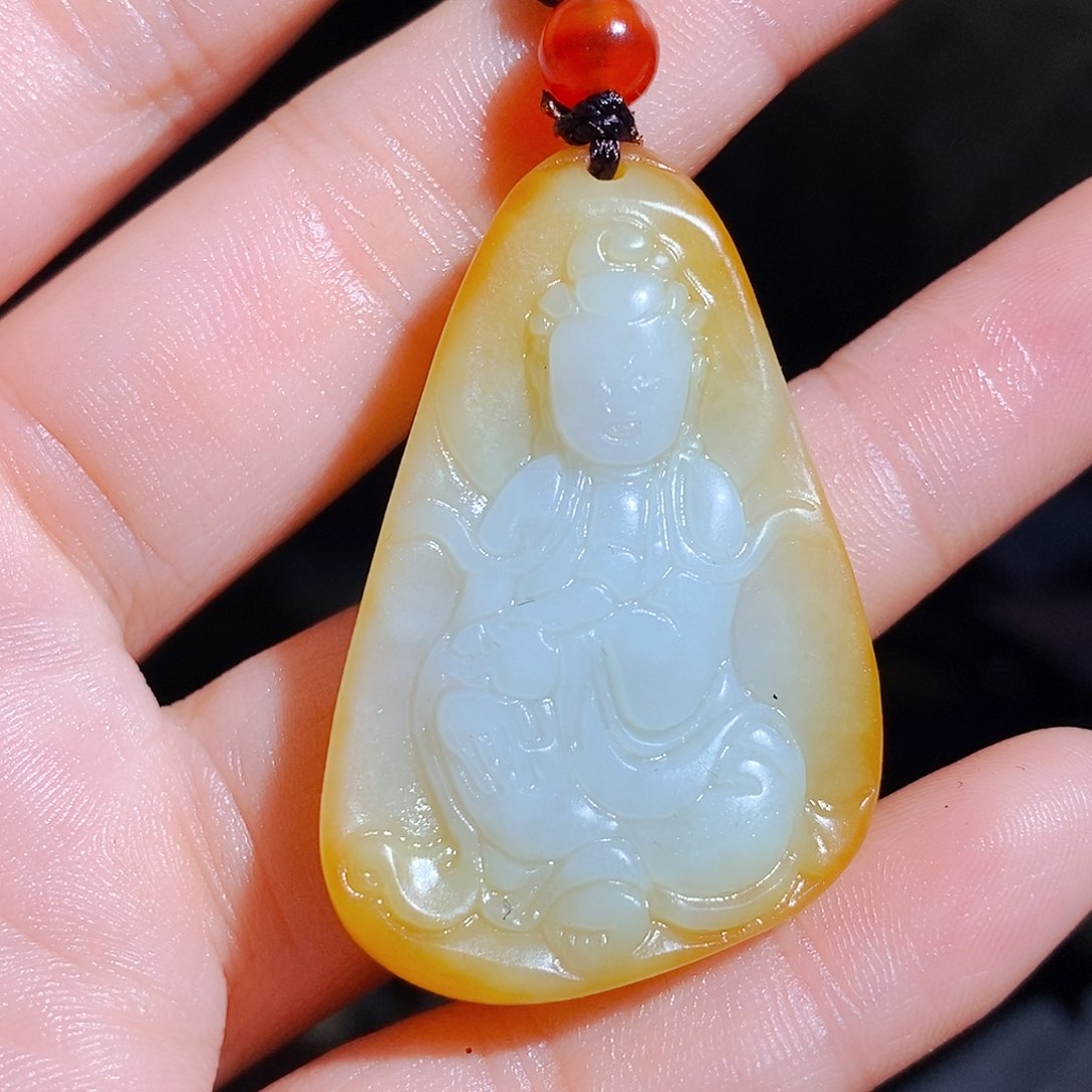 和田玉颈饰未镶嵌