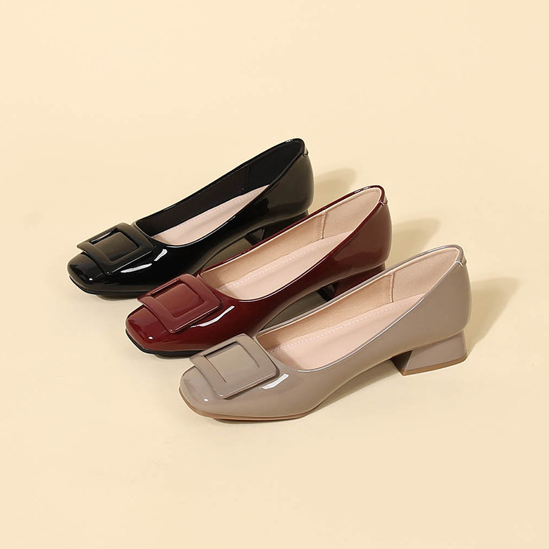 法式经典本命红色鞋方扣浅口圆头粗跟小香风单鞋女春秋百搭3CM跟