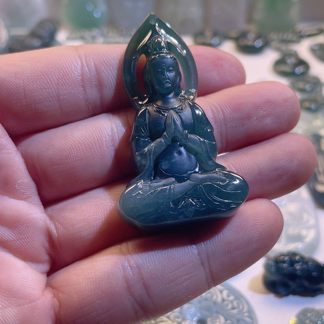 翡翠颈饰未镶嵌观音0008