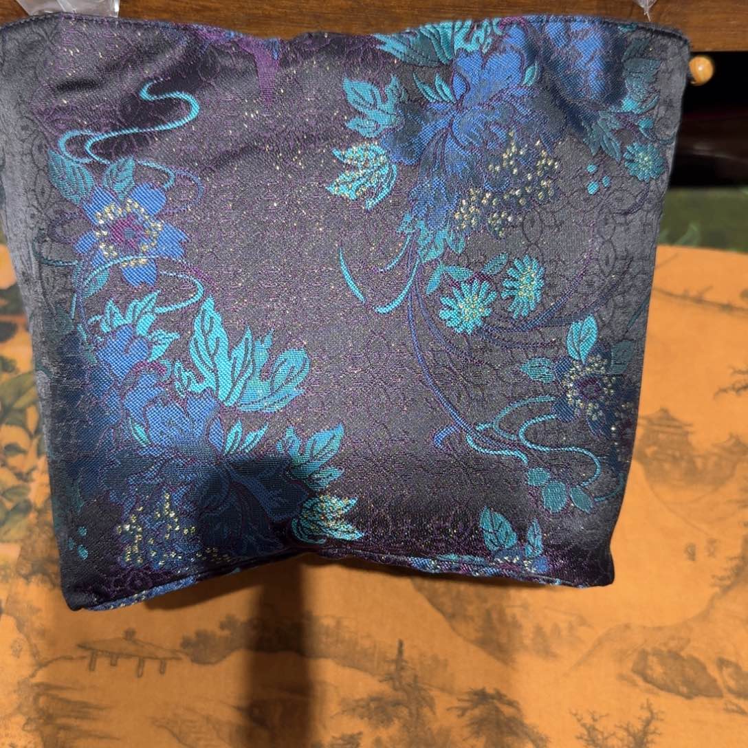 l***0紫色牡丹花花包包