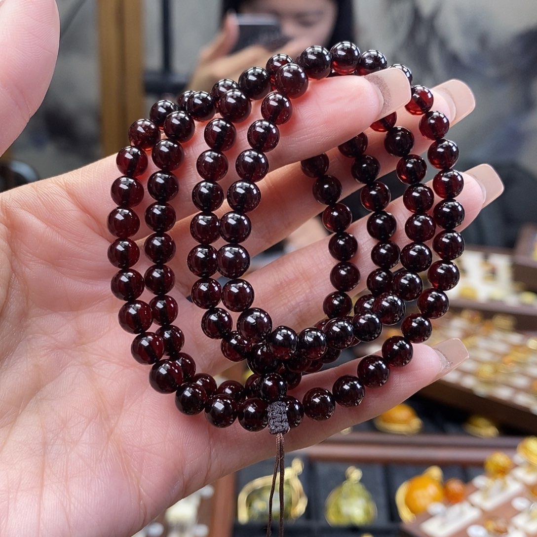 琥珀未镶嵌裸石成品