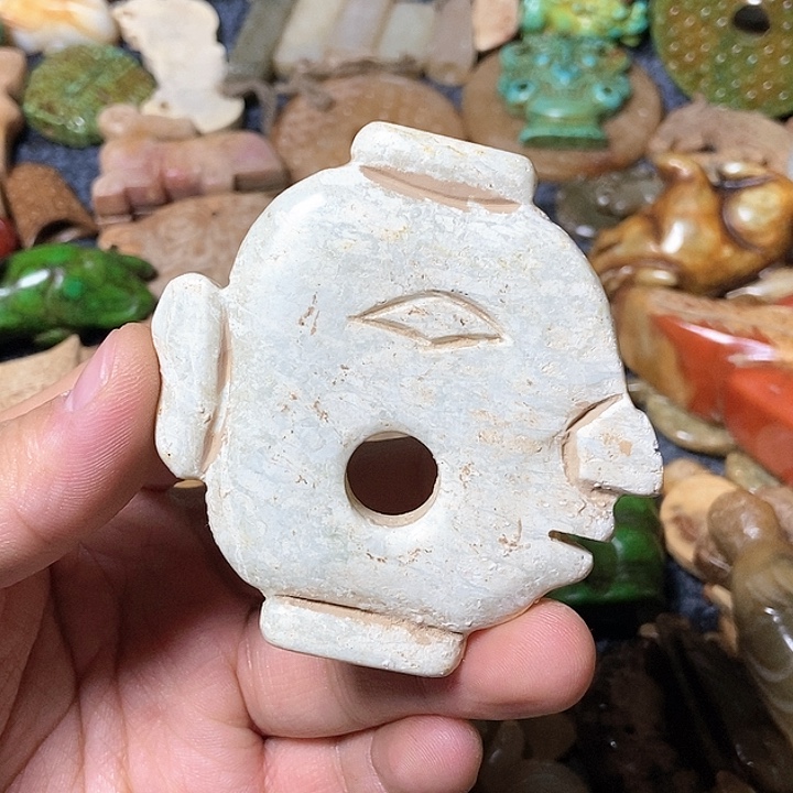 和田玉未镶嵌颈饰136