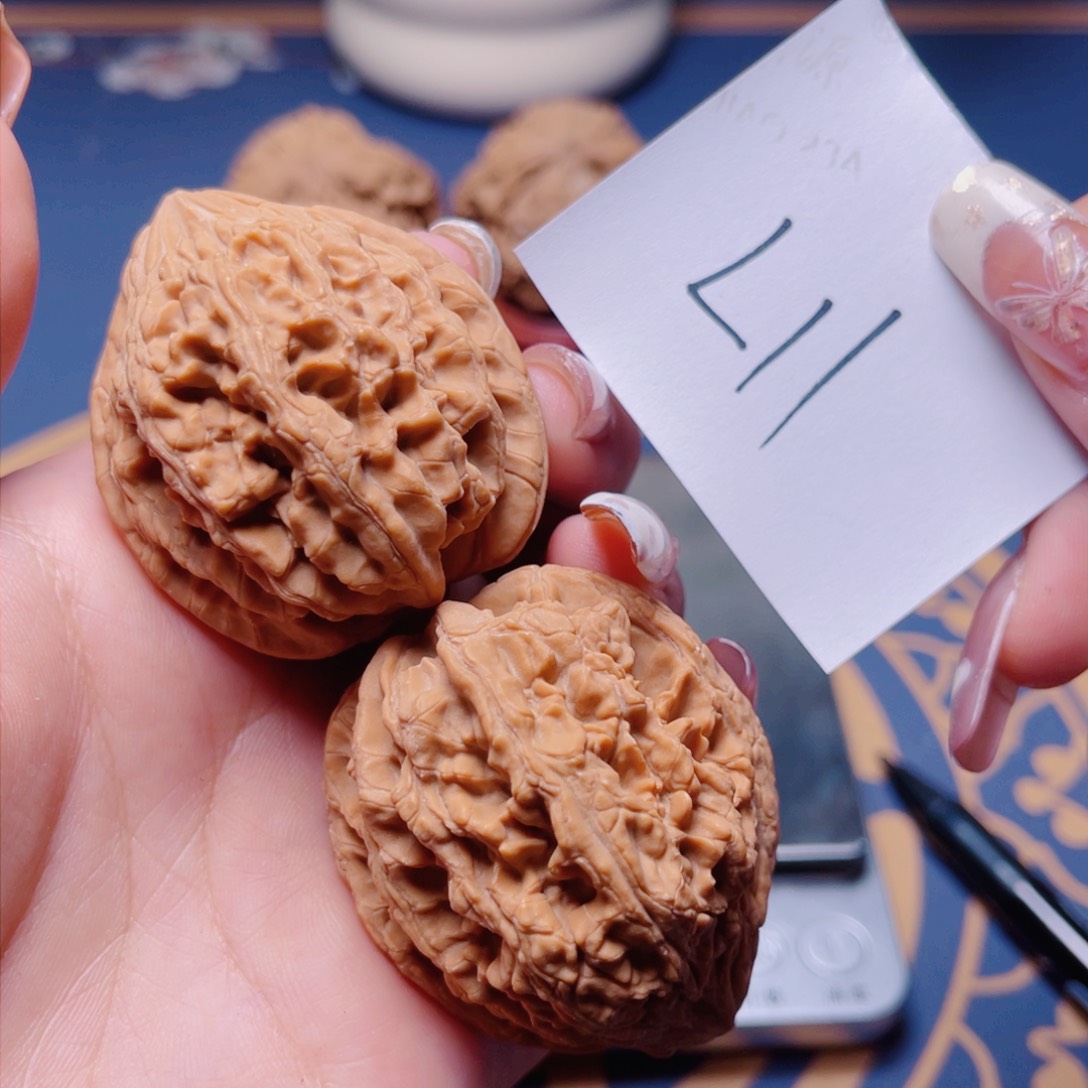 文玩核桃把件大沽石43