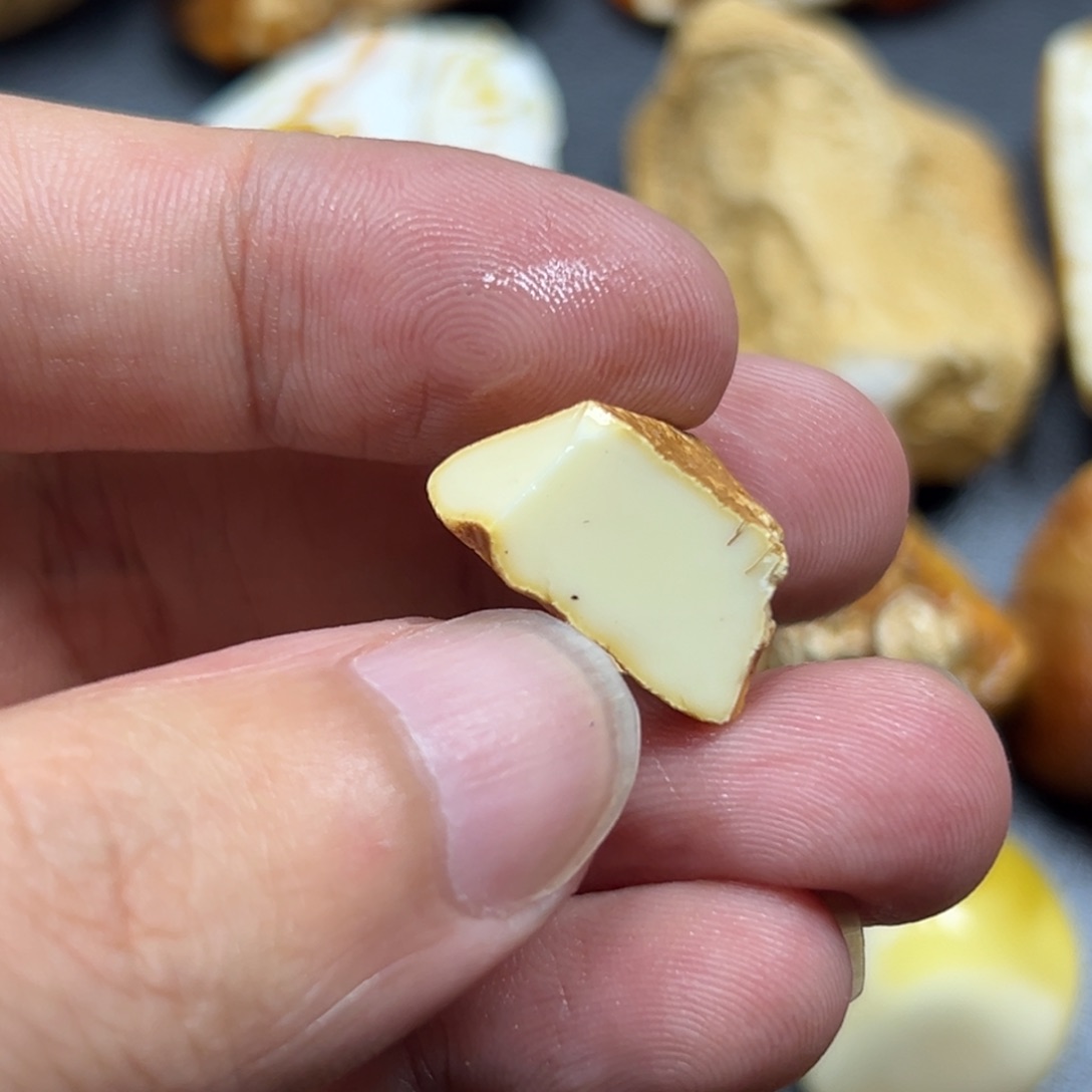 定制琥珀未镶嵌琥珀蜜蜡原石定制