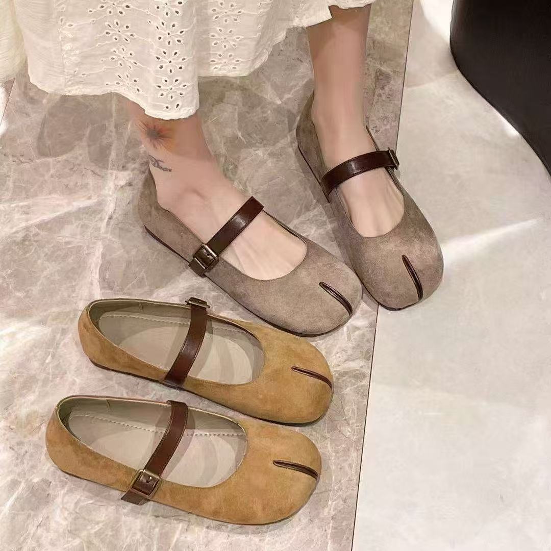 2025春秋款仙女风绒面分趾浅色平底单鞋软底