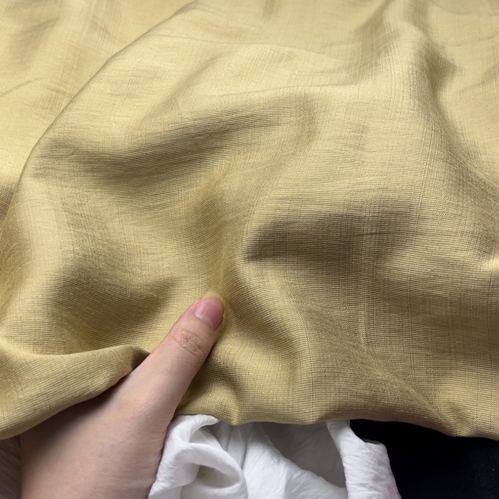 混纺棉浅卡其2.5米。   