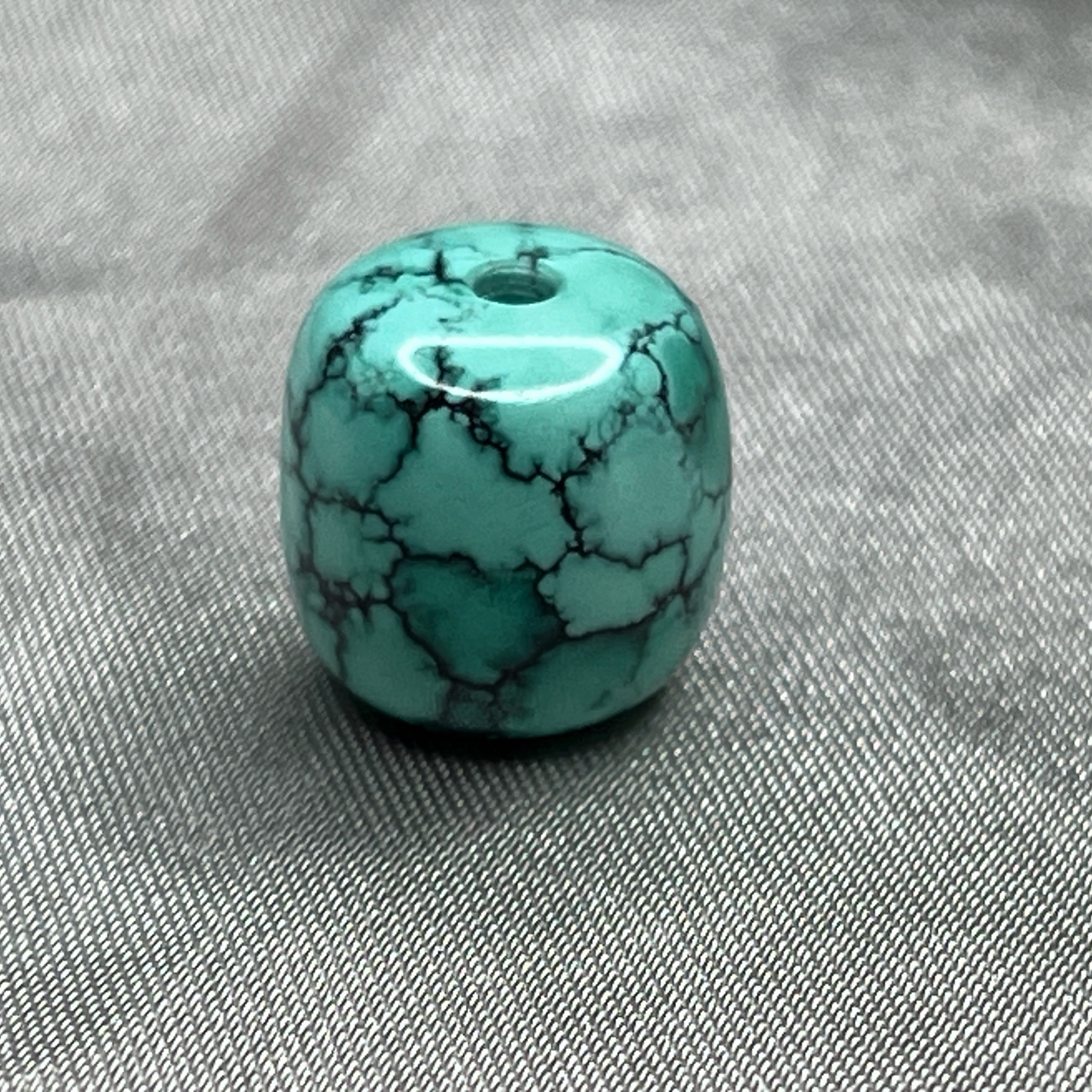 绿松石水草纹老型，尺寸11x10.9mm重2.29克