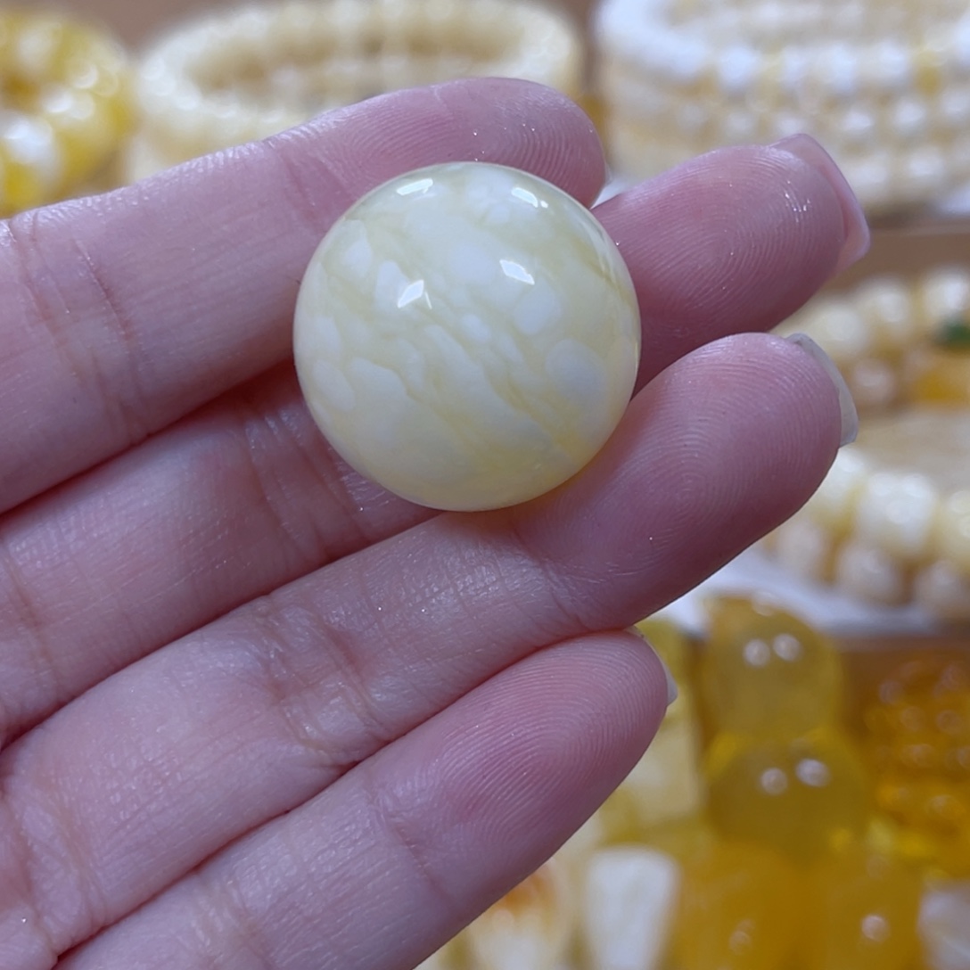 D***J琥珀未镶嵌手链天然蜜蜡